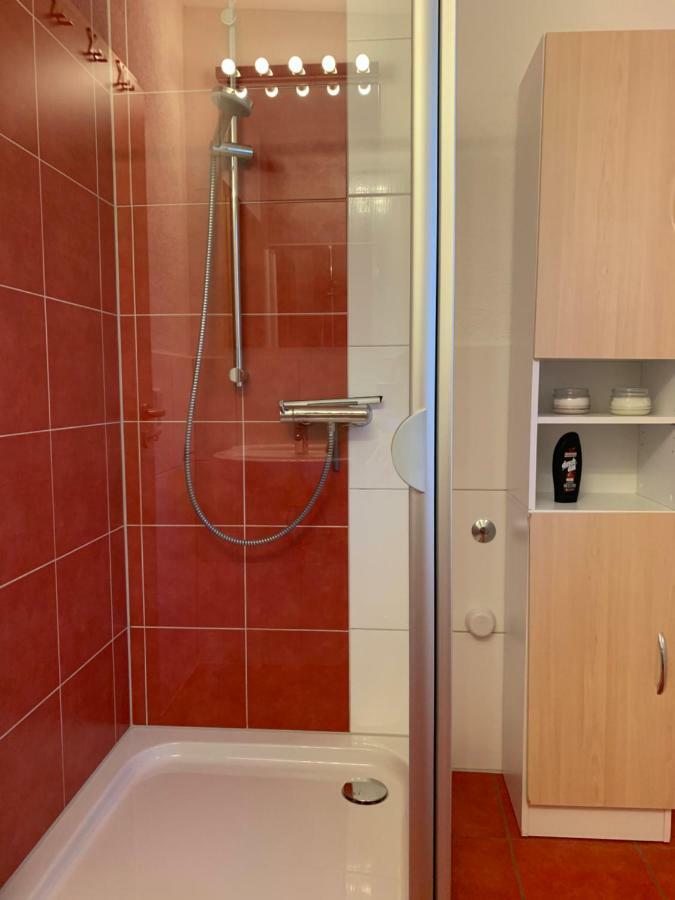 Schoene Wohnung In Roefingen Rofingen Екстериор снимка